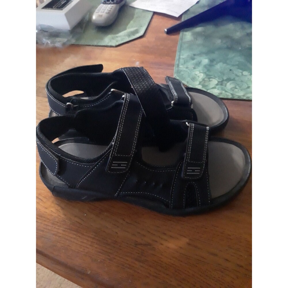 sandals size 9 womens